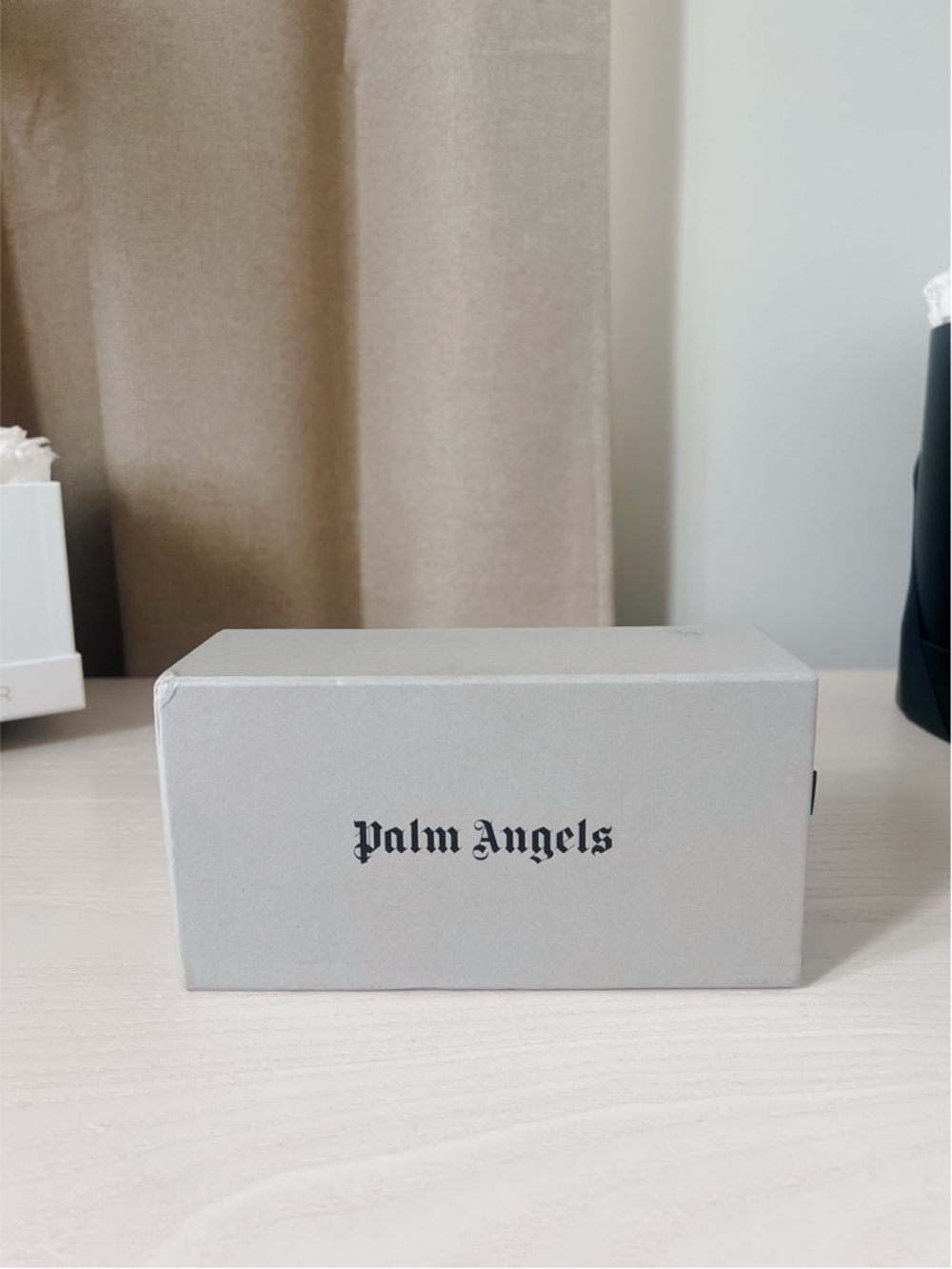 Palm Angels Cateye Sunglasses - Picture 9 of 12